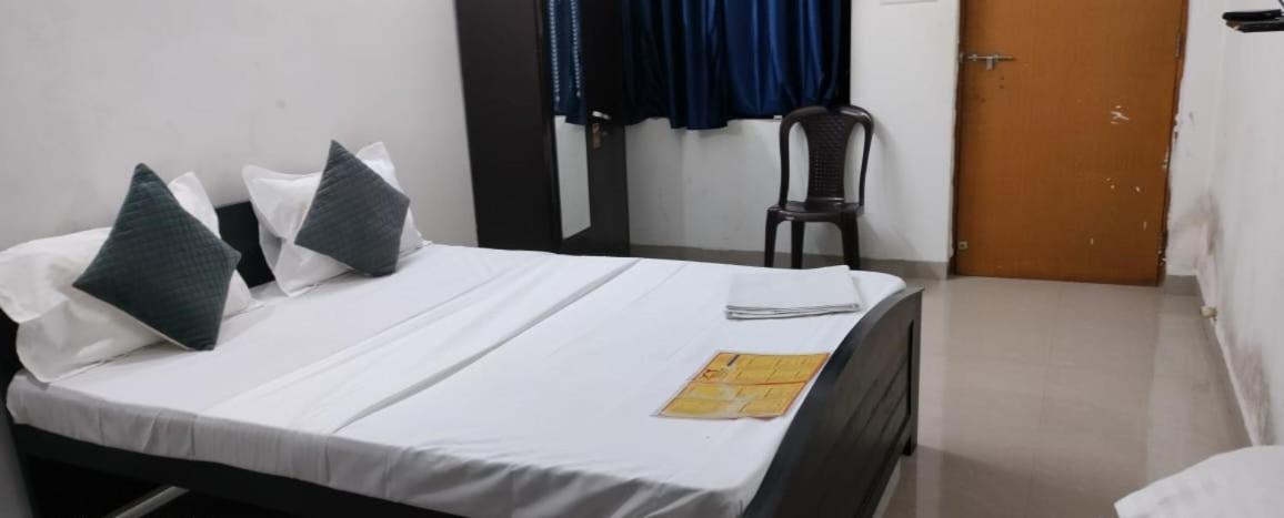 Hotel Explorer Calangute Luaran gambar